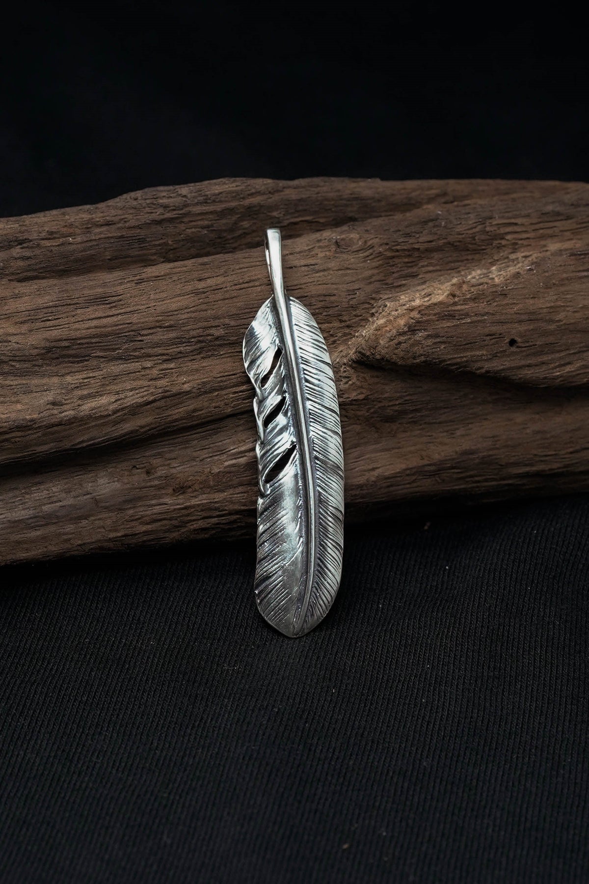 Right Feather Simple Leaf Retro 925 Silver Goro Takahashi Pendant