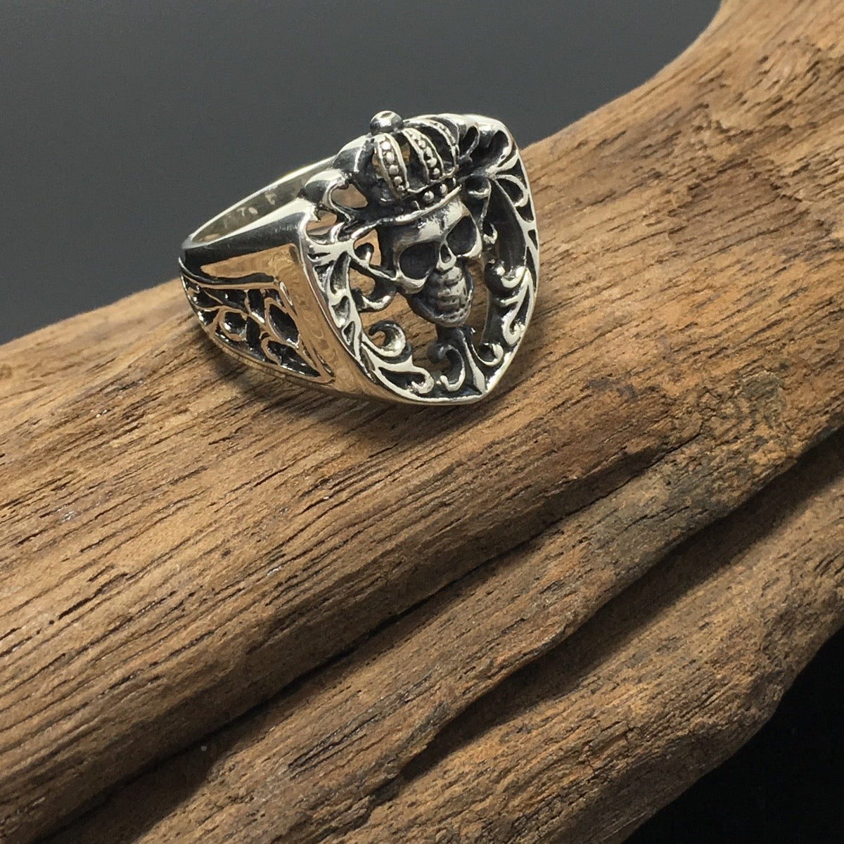 Vintage Men's King Crown Skull Ring Hip Hop Rock Biker Jewelry Ring